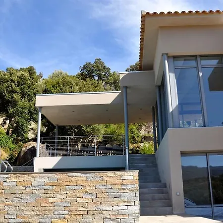 Magnifique Avec Piscine Chauffee, Vue Et Montage Villa