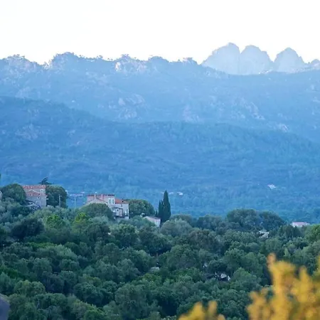 Villa Magnifique Avec Piscine Chauffee, Vue Et Montage *