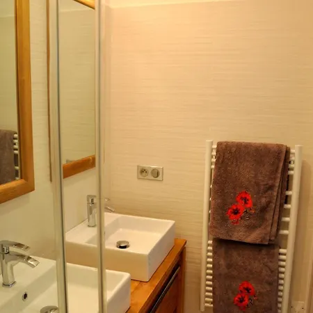 Villa Magnifique Avec Piscine Chauffee, Vue Et Montage