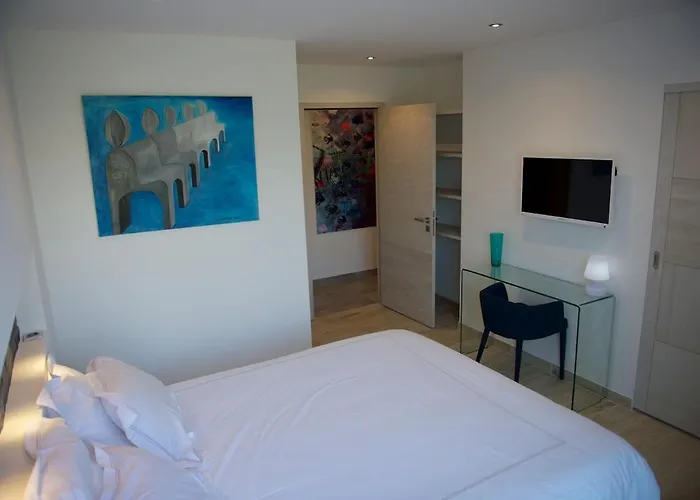 Vila Magnifique Avec Piscine Chauffee, Vue Et Montage *